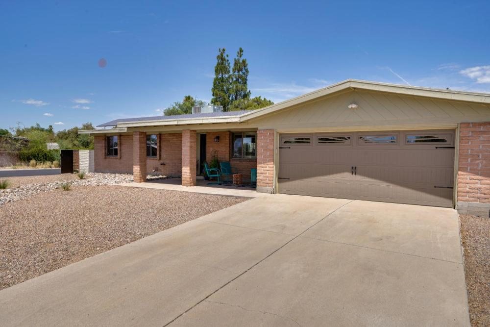 Family-Friendly Tucson Retreat with Pool and Yard!
